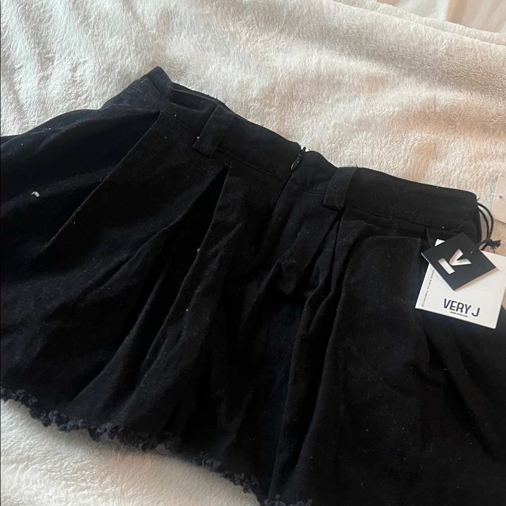 Very J Elegant Black Skirt